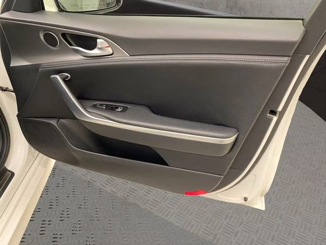 2021 Snow White Pearl Kia Stinger GT AWD Sedan