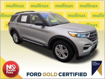 2024 Silver Metallic Ford Explorer XLT RWD SUV
