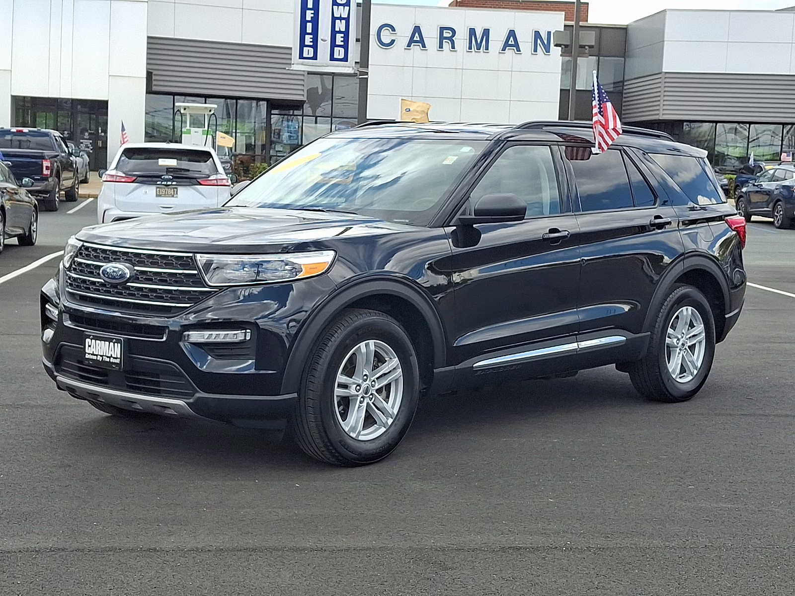 2023 Agate Black Metallic - UM Ford Explorer XLT 4X4