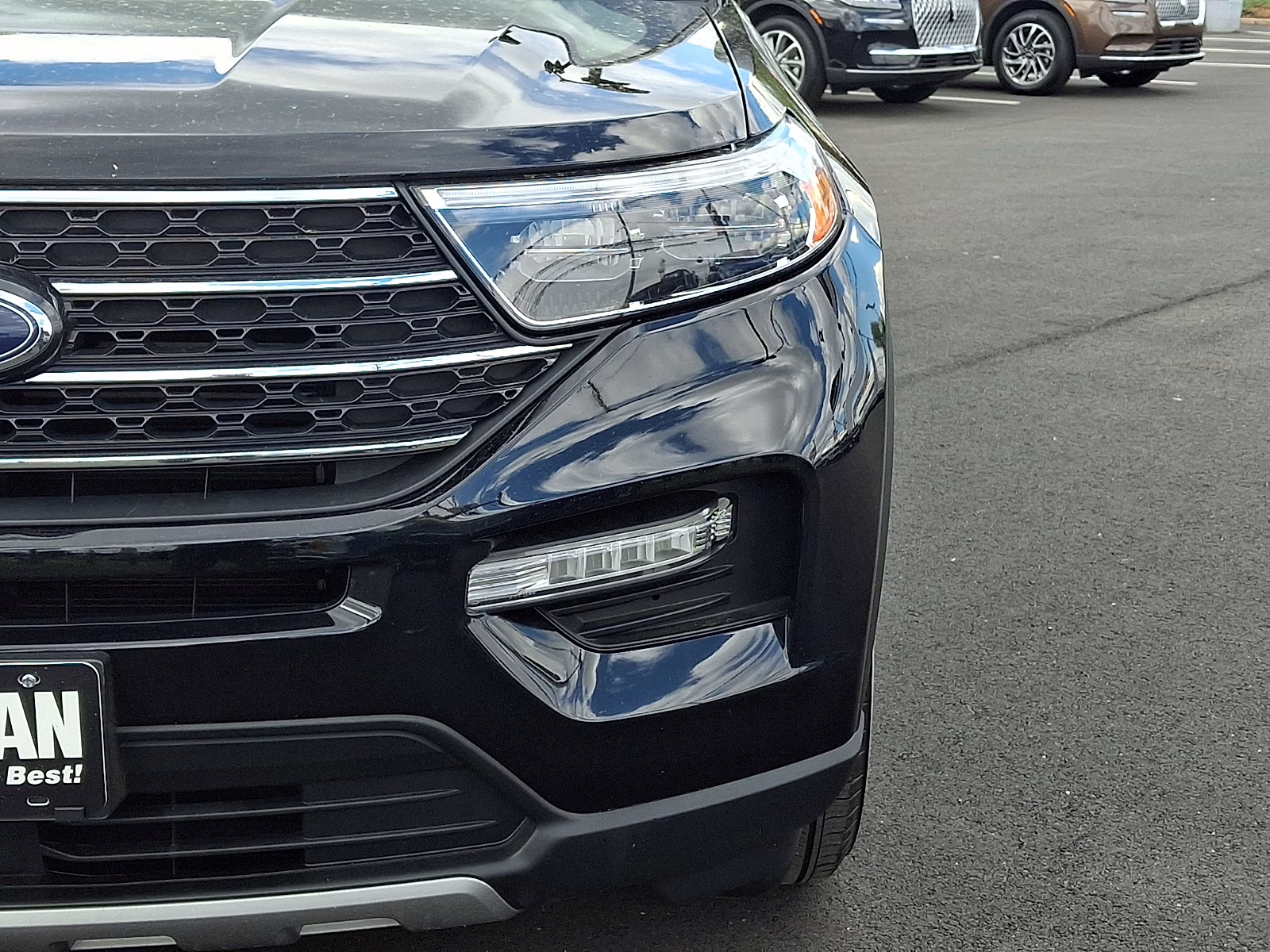 2023 Agate Black Metallic - UM Ford Explorer XLT 4X4
