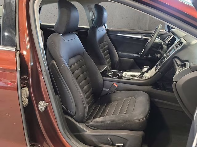 2015 Bronze Fire Metallic Tinted Clearcoat Ford Fusion SE FWD Sedan