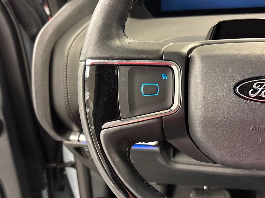 2025 Gray Metallic Ford Expedition Max Platinum 4X4 SUV