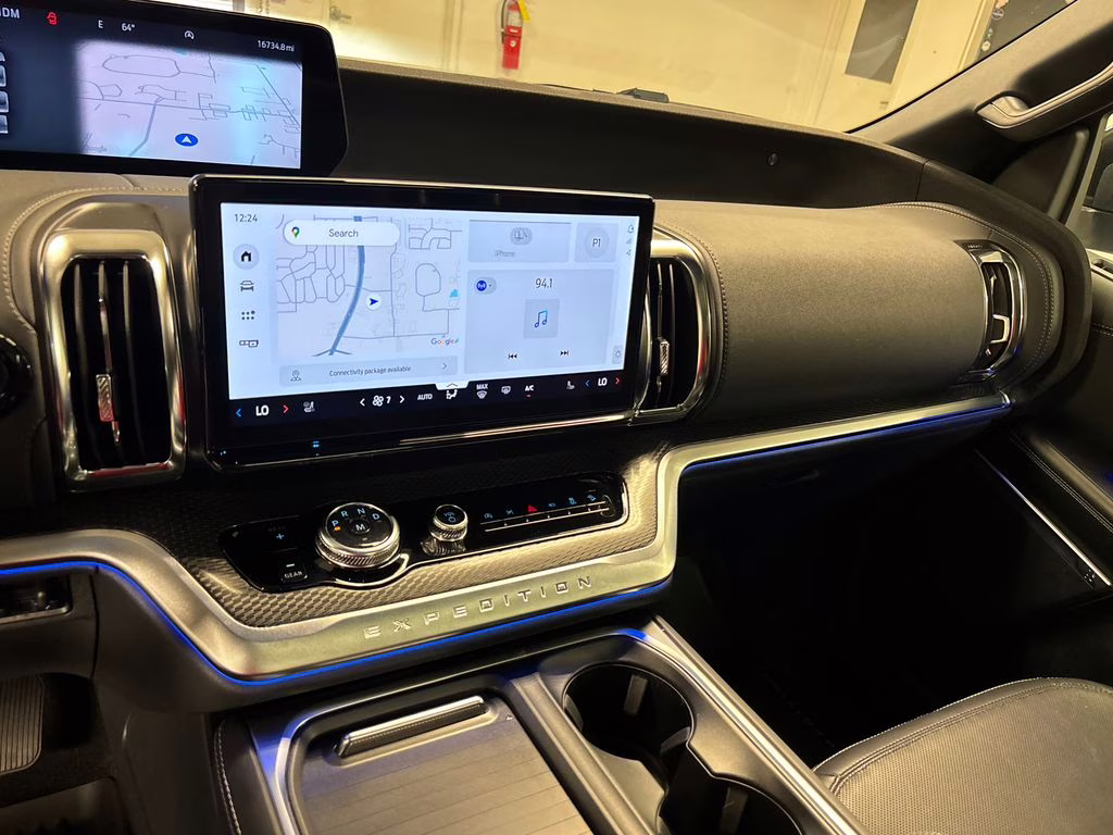 2025 Gray Metallic Ford Expedition Max Platinum 4X4 SUV