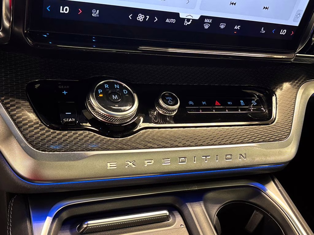 2025 Gray Metallic Ford Expedition Max Platinum 4X4 SUV