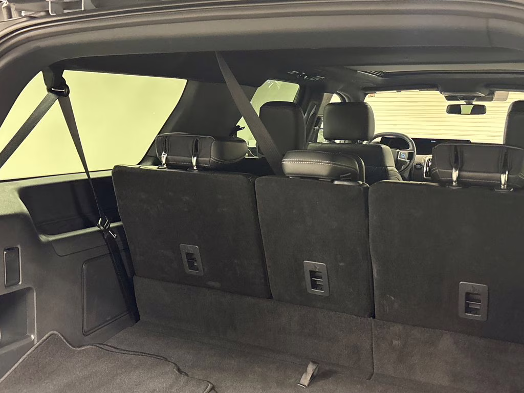 2025 Gray Metallic Ford Expedition Max Platinum 4X4 SUV