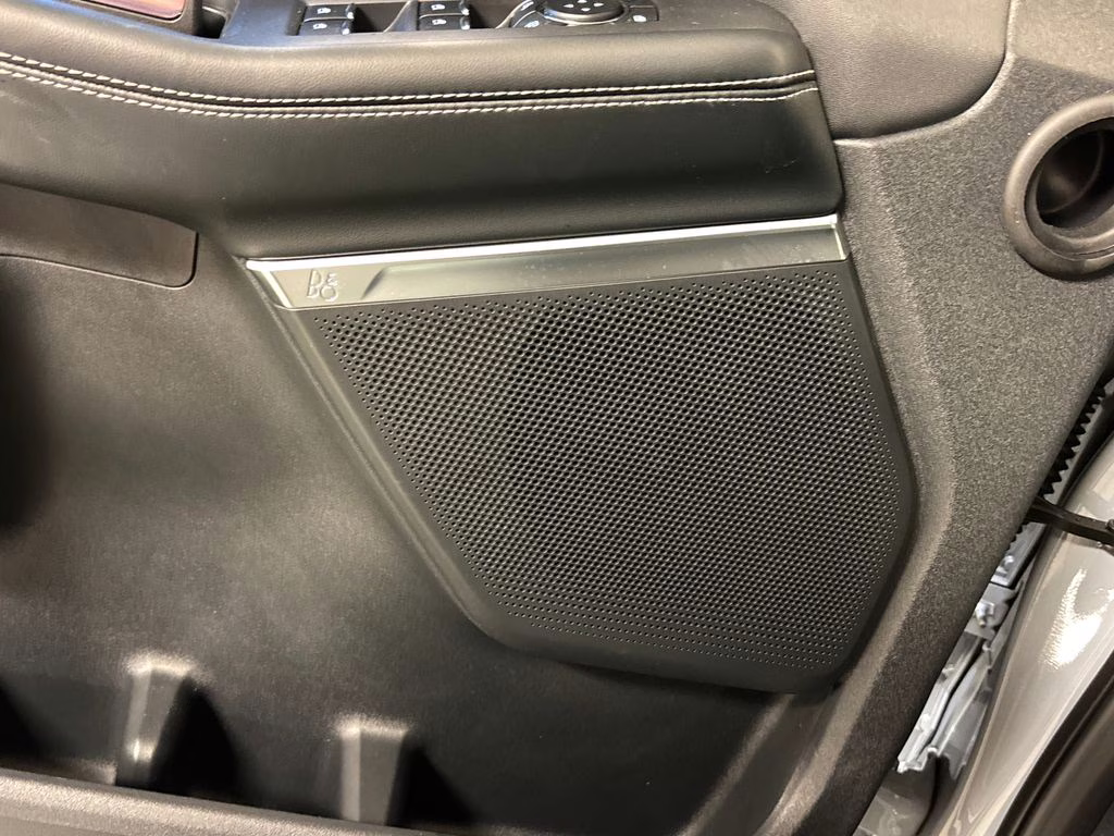 2025 Gray Metallic Ford Expedition Max Platinum 4X4 SUV