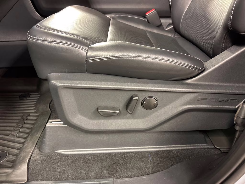 2025 Gray Metallic Ford Expedition Max Platinum 4X4 SUV