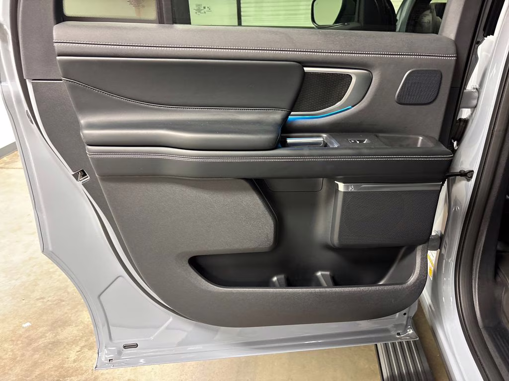 2025 Gray Metallic Ford Expedition Max Platinum 4X4 SUV