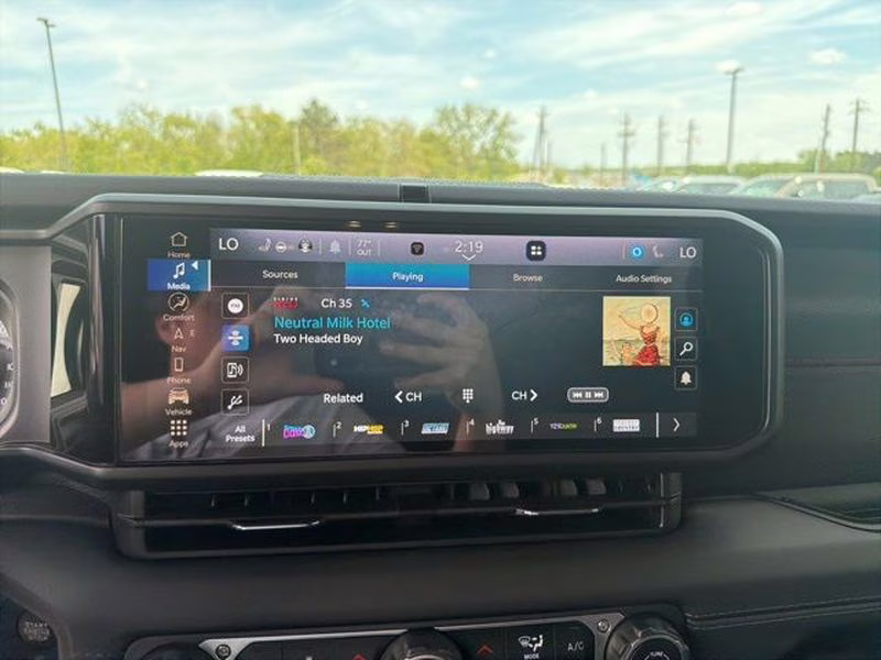 2025 41 Jeep Wrangler Rubicon X 4X4 SUV