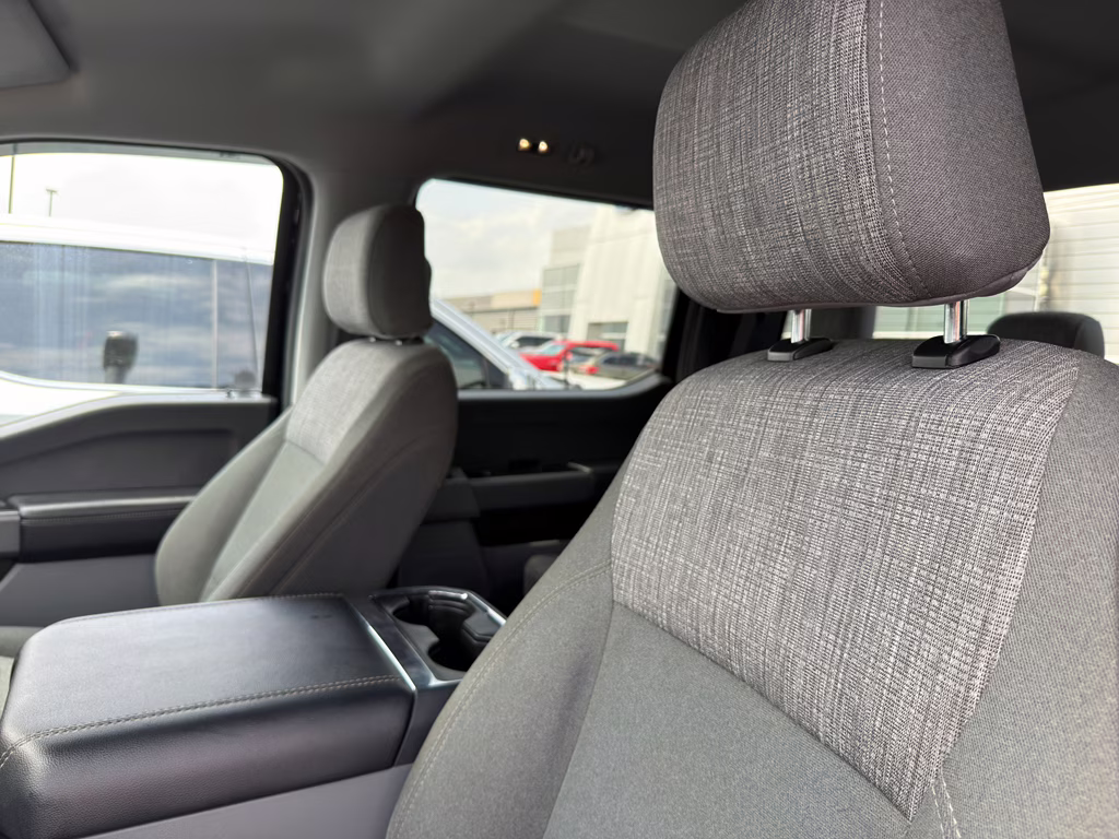 2023 Agate Black Metallic Ford Super Duty F-250 SRW XLT 4X4 Truck