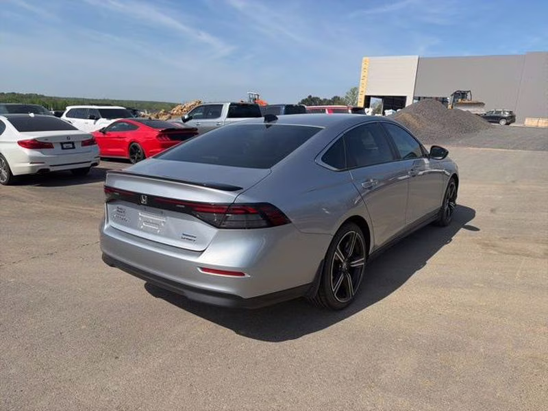2023 Lunar Silver Metallic Honda Accord Hybrid Sport FWD Sedan