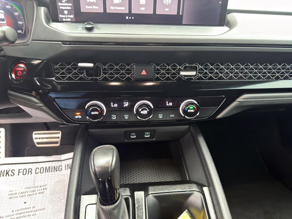 2023 Lunar Silver Metallic Honda Accord Hybrid Sport FWD Sedan