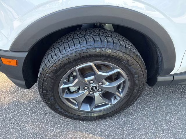 2024 Oxford White Ford Bronco Sport Badlands 4X4 SUV