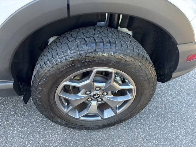 2024 Oxford White Ford Bronco Sport Badlands 4X4 SUV