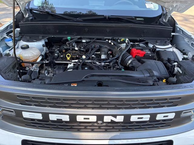 2024 Oxford White Ford Bronco Sport Badlands 4X4 SUV