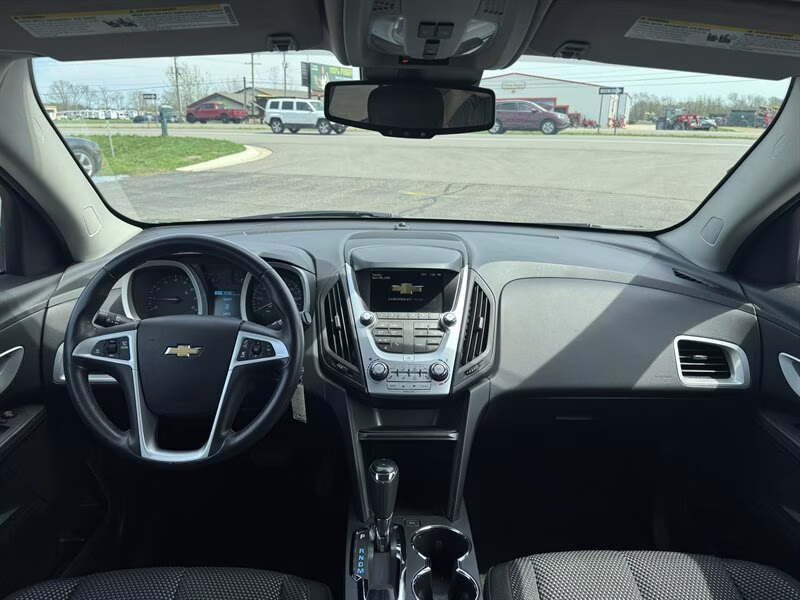 2017 Blue Velvet Metallic Chevrolet Equinox LT AWD SUV