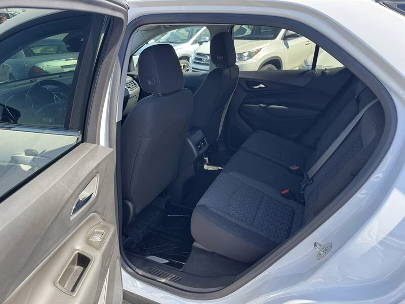2023 Summit White Chevrolet Equinox LT FWD SUV