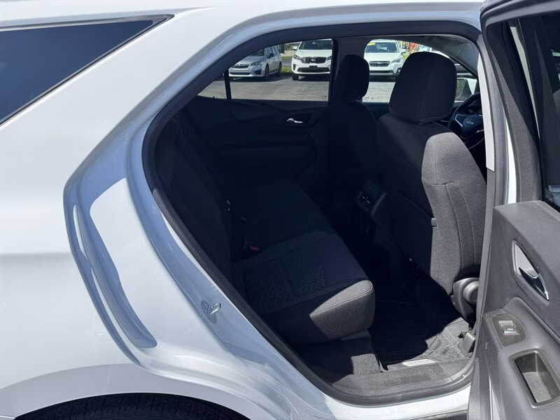 2023 Summit White Chevrolet Equinox LT FWD SUV