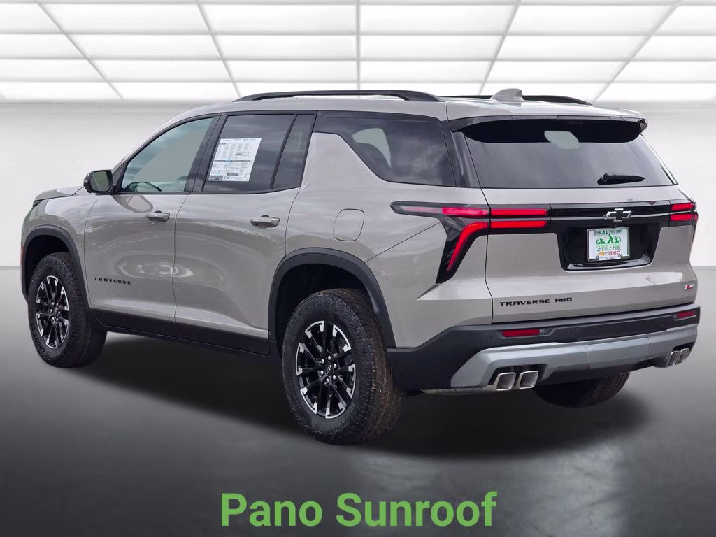 2026 Sandstone Gray Chevrolet Traverse Z71 AWD SUV