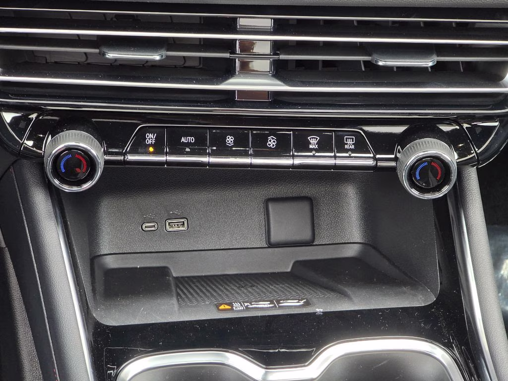2026 Sandstone Gray Chevrolet Traverse Z71 AWD SUV