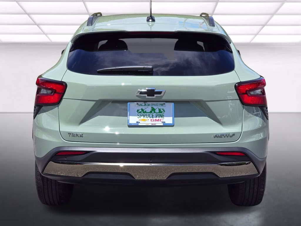 2026 Cacti Green Chevrolet Trax ACTIV FWD SUV