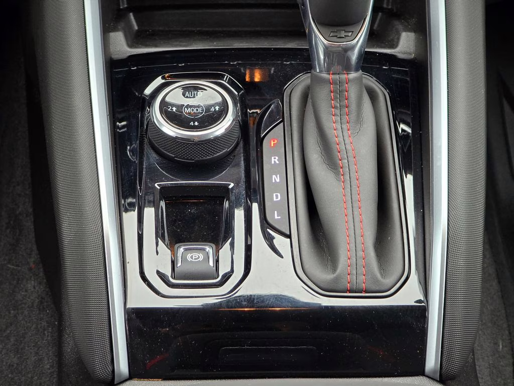 2025 Black Chevrolet Colorado Z71 4X4 Truck