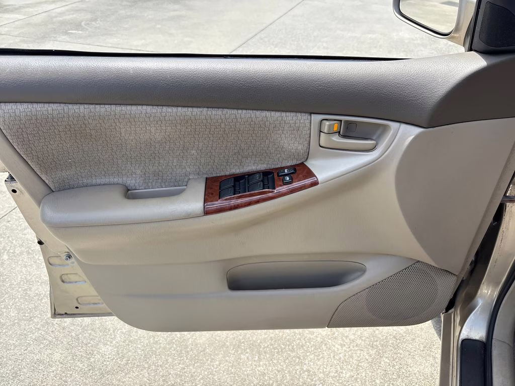 2004 Desert Sand Mica Toyota Corolla CE FWD Sedan