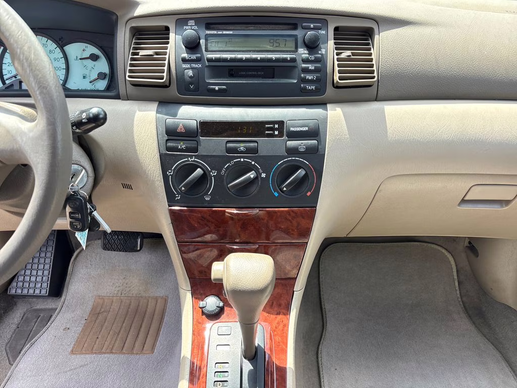 2004 Desert Sand Mica Toyota Corolla CE FWD Sedan