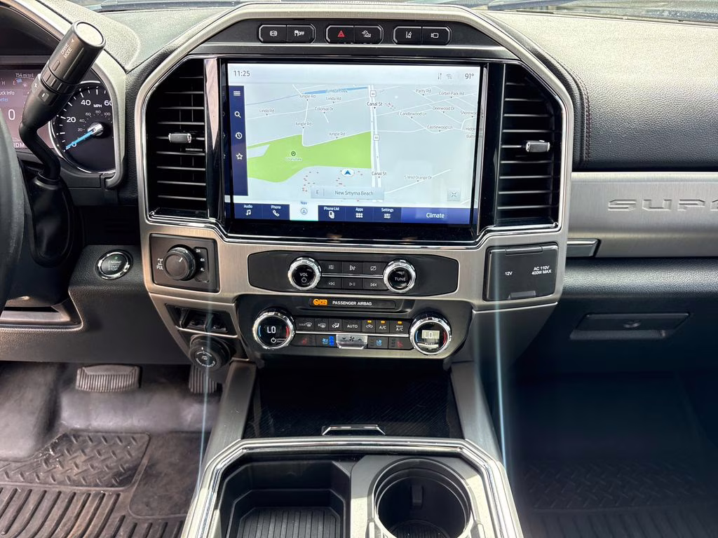 2022 Star White Metallic Tri-Coat Ford Super Duty F-250 SRW Platinum 4X4 Truck