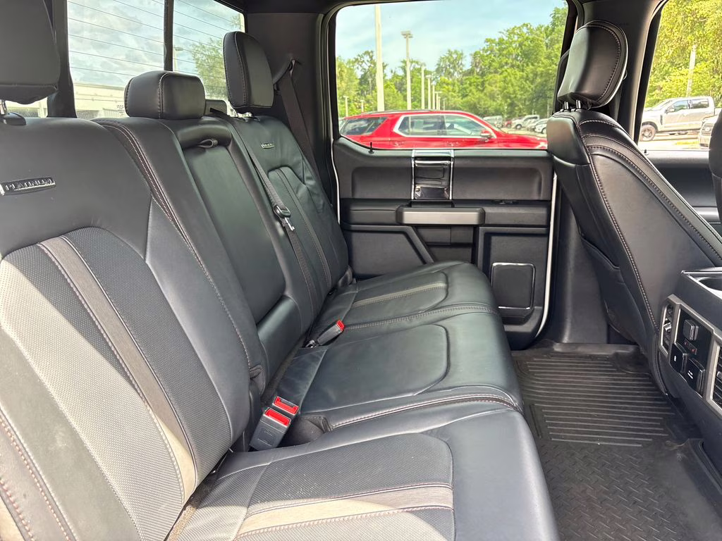 2022 Star White Metallic Tri-Coat Ford Super Duty F-250 SRW Platinum 4X4 Truck