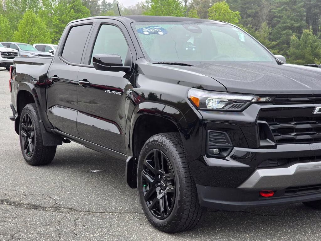 2025 Black Chevrolet Colorado Z71 4X4 Truck