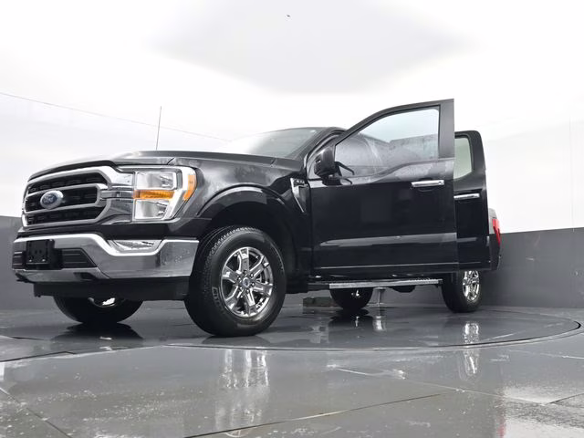 2023 Black Ford F-150 XLT 4X4 Truck