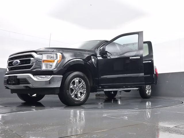 2023 Black Ford F-150 XLT 4X4 Truck