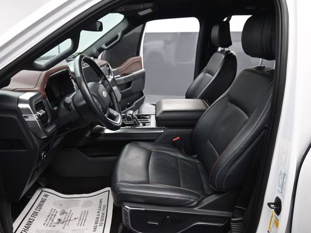 2023 White Ford F-150 Lariat 4X4 Truck