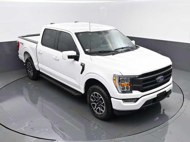 2023 White Ford F-150 Lariat 4X4 Truck