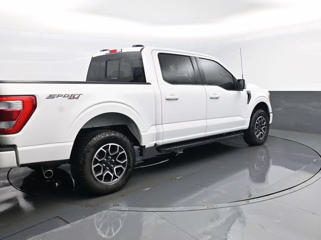 2023 White Ford F-150 Lariat 4X4 Truck
