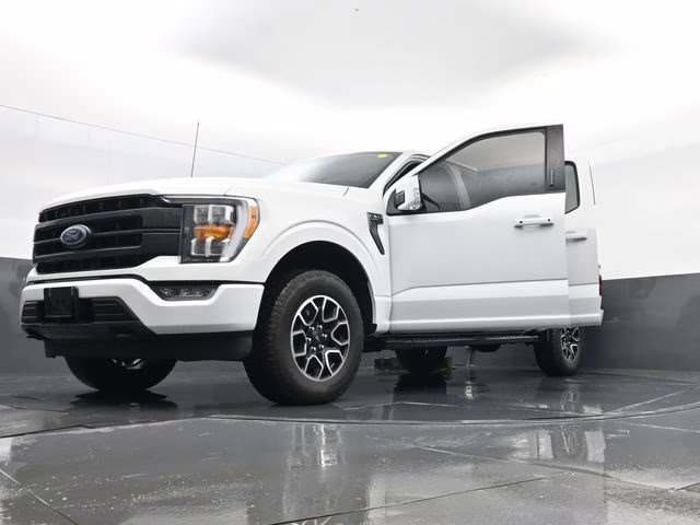 2023 White Ford F-150 Lariat 4X4 Truck