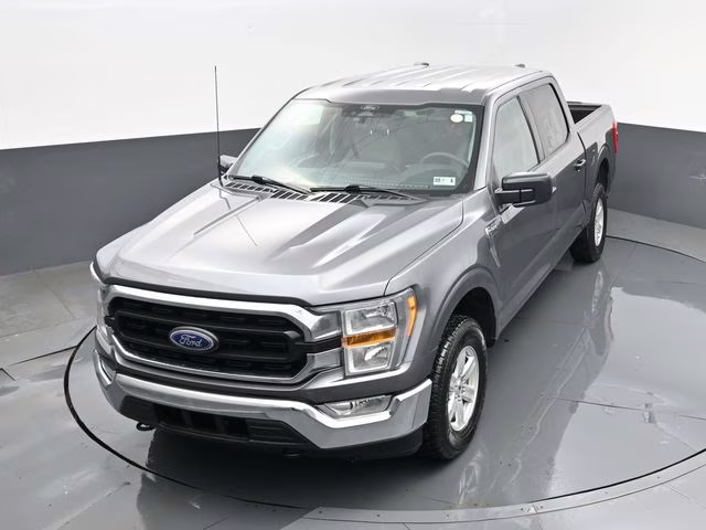 2022 Gray Ford F-150 XLT 4X4 Truck