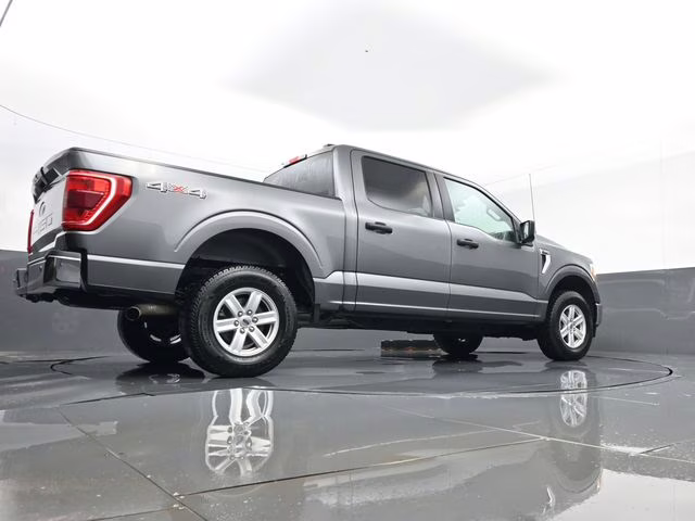 2022 Gray Ford F-150 XLT 4X4 Truck