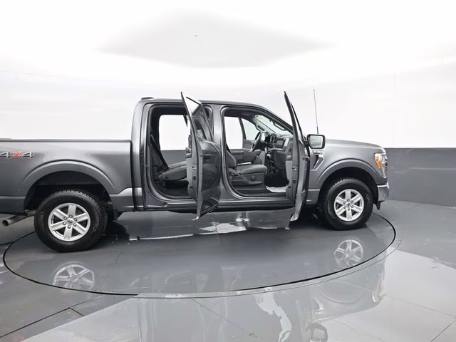 2022 Gray Ford F-150 XLT 4X4 Truck