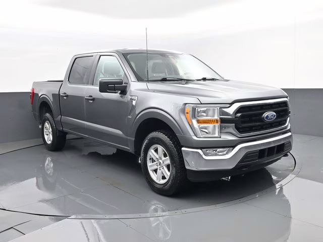 2022 Gray Ford F-150 XLT 4X4 Truck