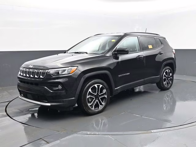 2022 Diamond Black Crystal Pearlcoat Jeep Compass Limited 4X4 SUV