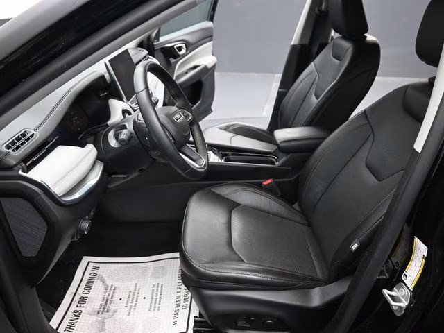 2022 Diamond Black Crystal Pearlcoat Jeep Compass Limited 4X4 SUV