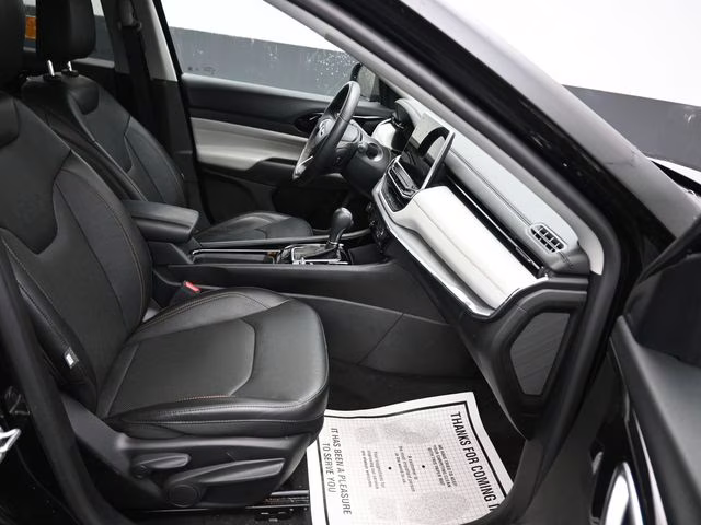 2022 Diamond Black Crystal Pearlcoat Jeep Compass Limited 4X4 SUV