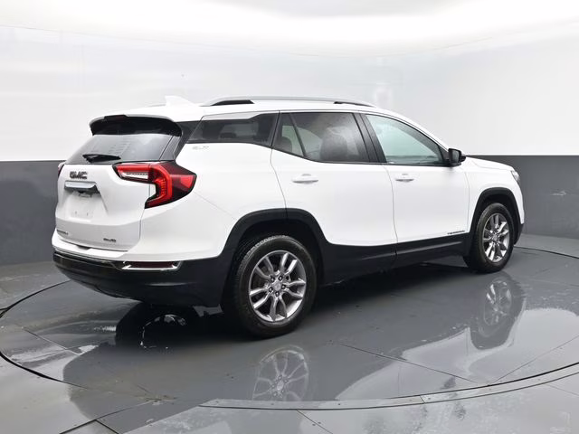 2024 White GMC Terrain SLT AWD SUV