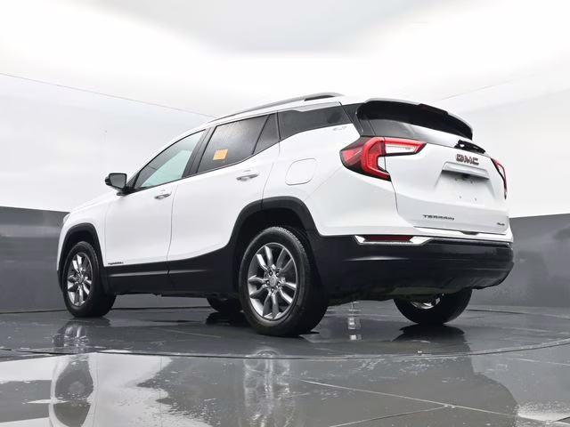 2024 White GMC Terrain SLT AWD SUV