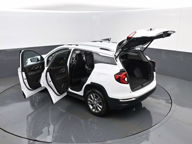 2024 White GMC Terrain SLT AWD SUV