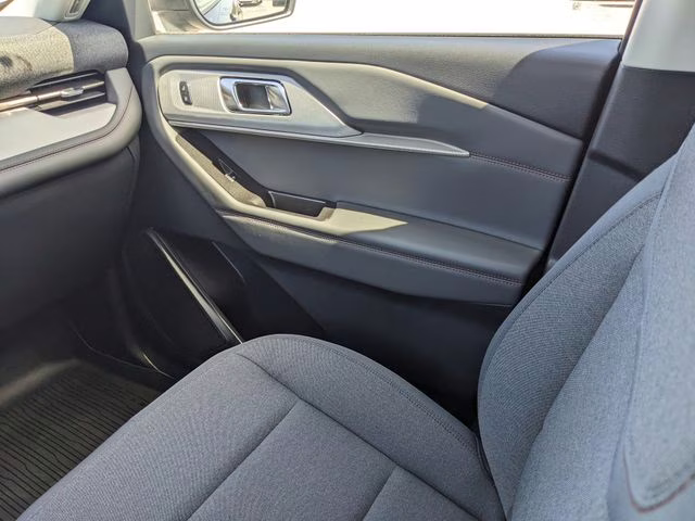2026 Agate Black Metallic Ford Explorer Active RWD SUV