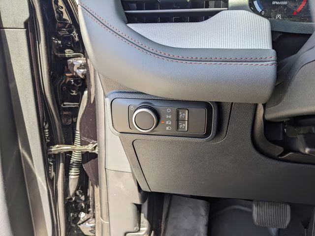2026 Agate Black Metallic Ford Explorer Active RWD SUV