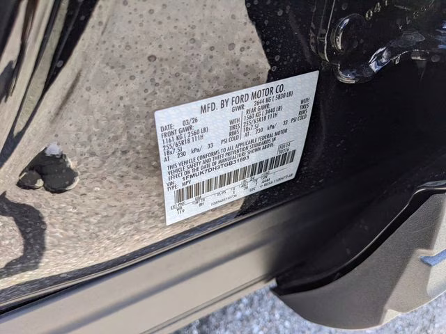 2026 Agate Black Metallic Ford Explorer Active RWD SUV